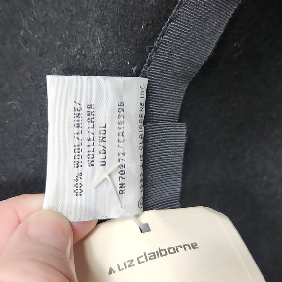 Vintage Liz Claiborne Wool Hat - Picture 7 of 7